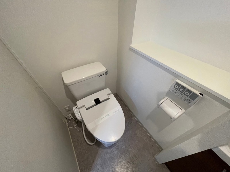 ラヴィエント南千住Ⅴ6階 トイレ