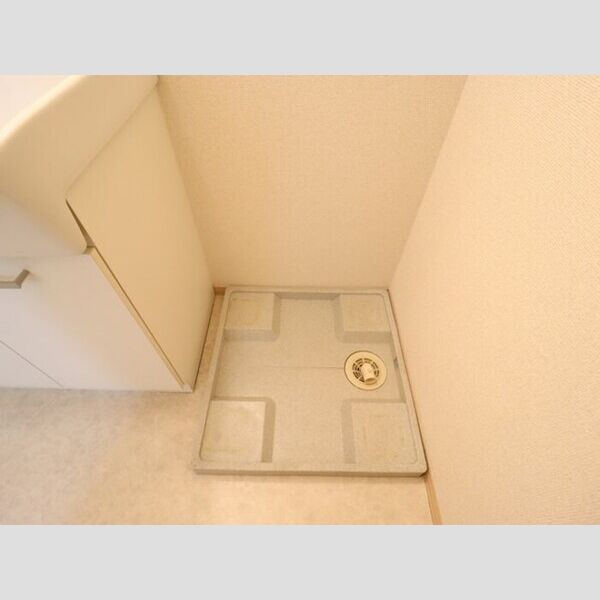 メゾンローレル　Ⅰ 201号室 同建物別部屋の参考画像