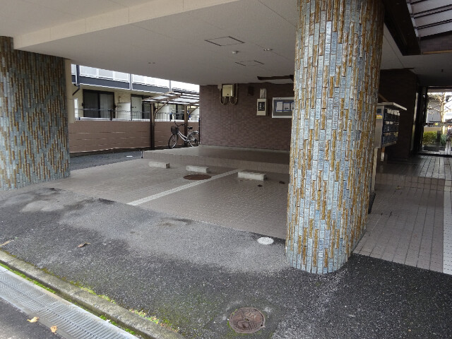 フォーシーズンＦＹ(E-148)3階 駐車場