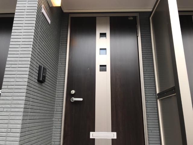 シャンピアス201号室 玄関