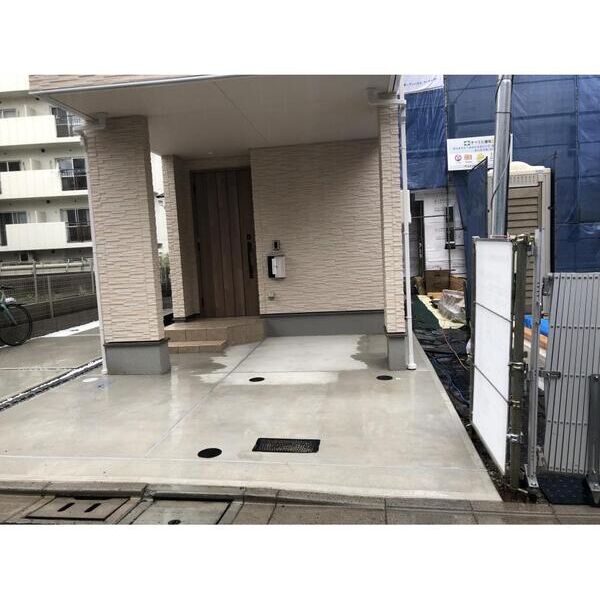 千石2丁目戸建 駐車場