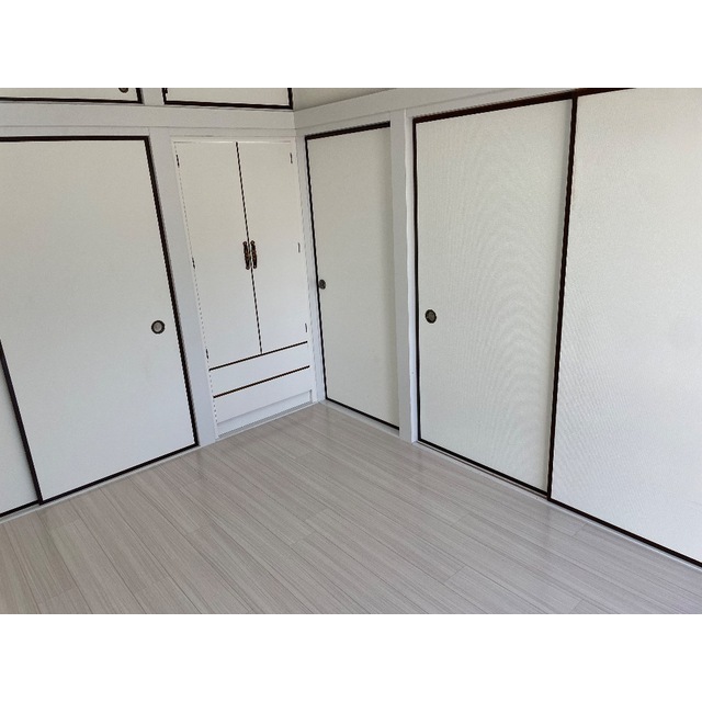 キャロットハウス岸町202号室 内観