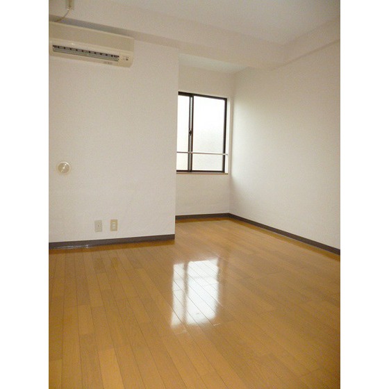 ＬＵＭＩＥＬＥ　Ｓ・ＫⅡ0304号室 洋室