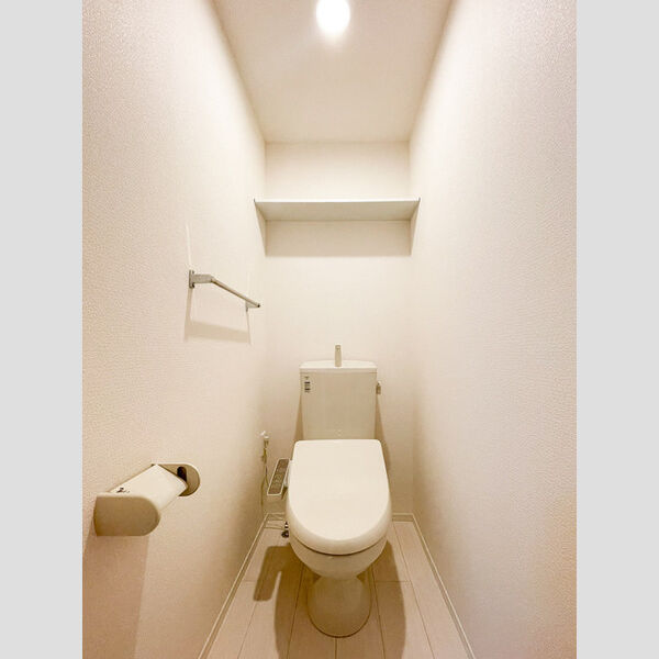 アクトルシェリア106号室 温水洗浄暖房便座