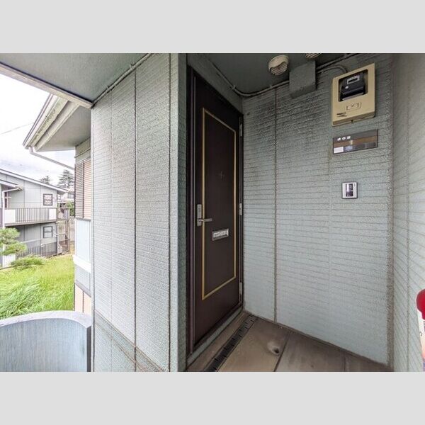 ヴューラーみつわ台　ABCDD202号室 玄関ドア