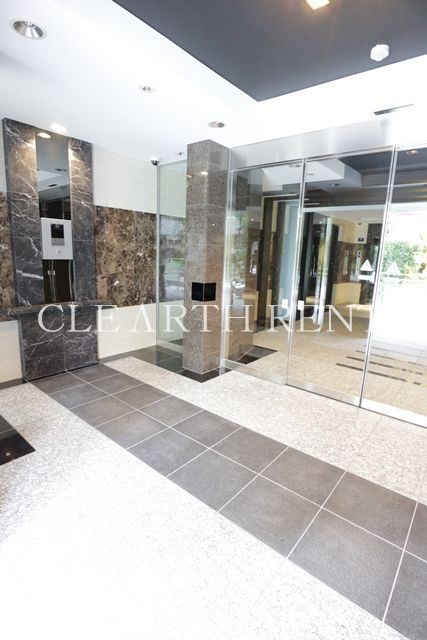 コンシェリア東京 ＢＡＹＳＩＤＥ ＣＯＵＲＴ4階 オートロックの安心セキュリティ