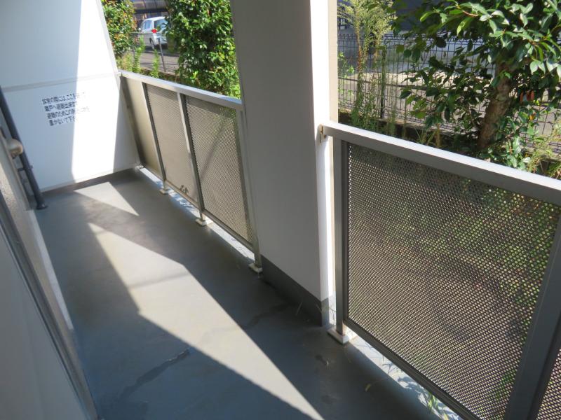 メゾンアンソレイエ バルコニー