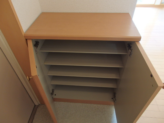 ジャスパー田無0403号室 沢山の靴を収納出来ます