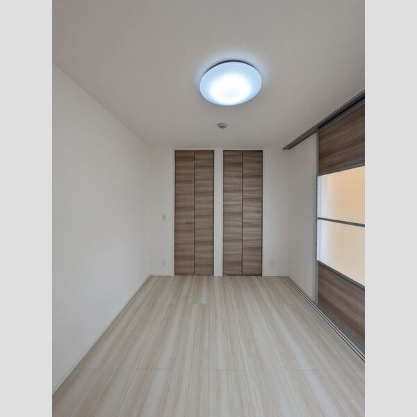 レスティングスウェル浦和102号室 洋室6.07帖