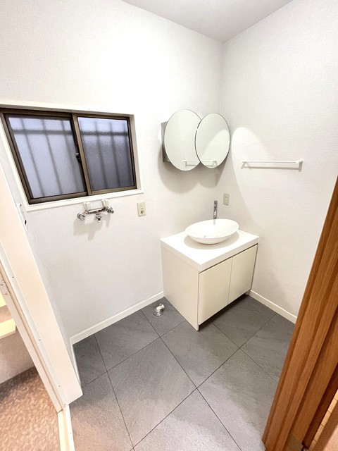 杉並区成田東２丁目戸建 洗面