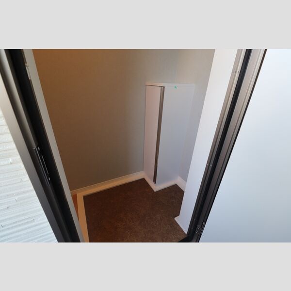 ルミナス所沢301号室 玄関