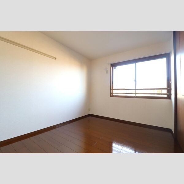 カームヒルズ　D202号室 北側洋室