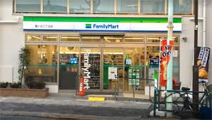 ステージファースト幡ヶ谷 【コンビニエンスストア】ファミリーマート 幡ヶ谷三丁目店まで366ｍ