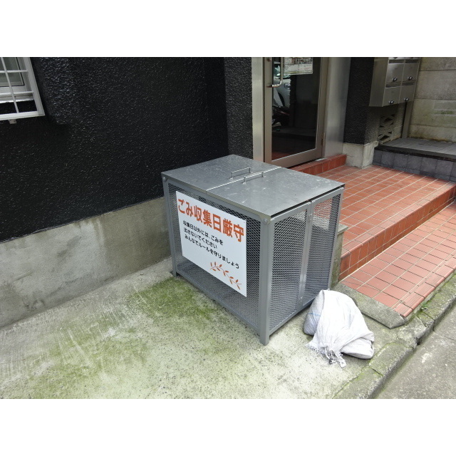 アレンタール西新宿 外観