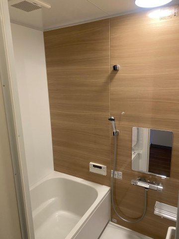 HANEZAWAワン 広々清潔感がある浴室