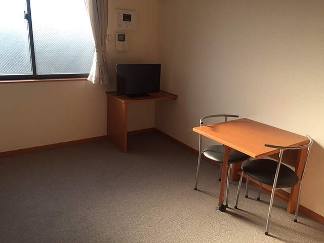 レオパレスオッチモ リビング