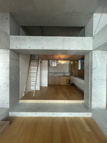 コトブキヤビルヂング エントランス