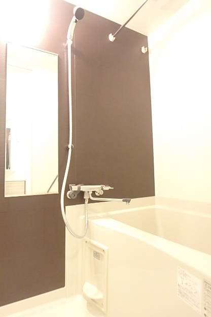 ガーラ・プレシャス川崎 日々の疲れを癒すお風呂付です