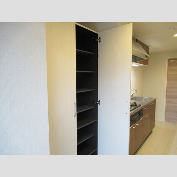 アーバンシャトー千葉中央 玄関