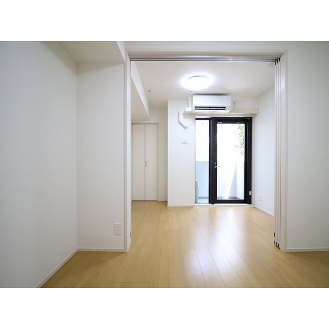 プレール・ドゥーク赤塚 リビング