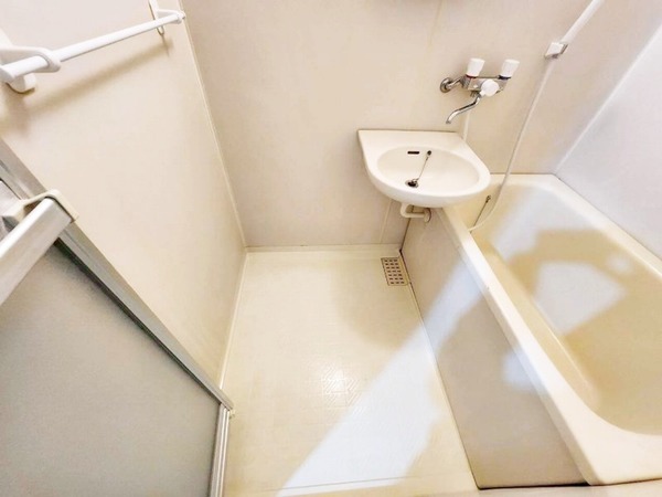 いちかわ中野ハイツ201号室 お風呂