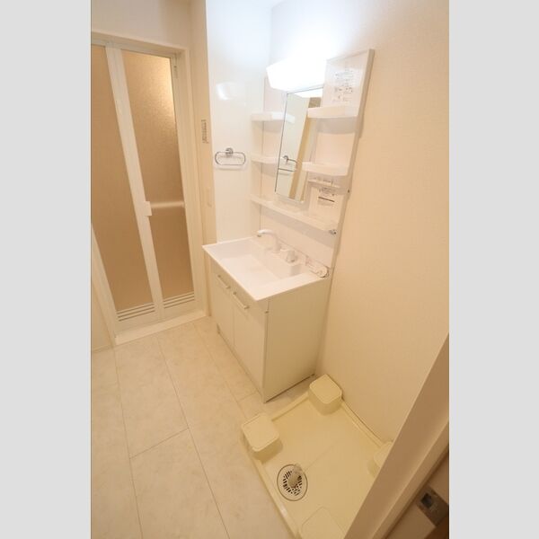 ange 洗髪洗面化粧台☆室内洗濯機置き場