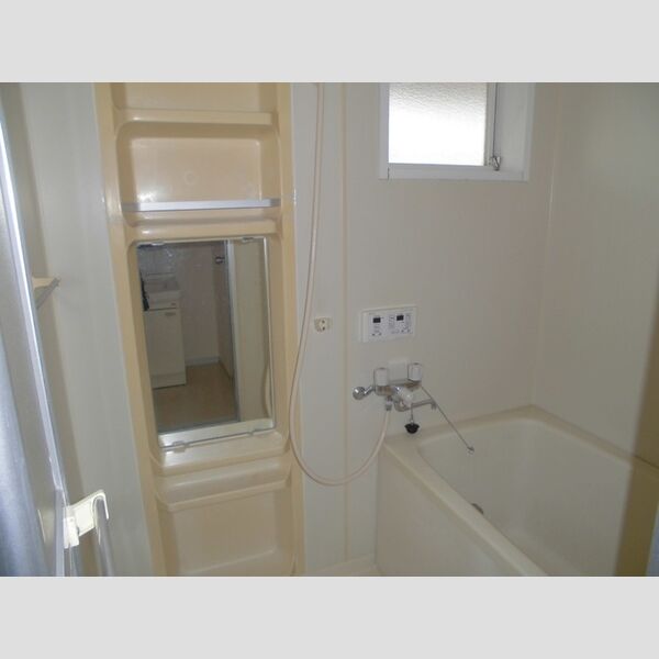 エステート根岸台206号室 同建物別部屋の参考画像