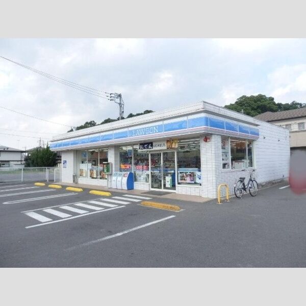 D-ROOM West ローソン(516m徒歩7分)