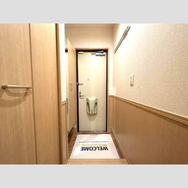 サンライズ103号室 玄関