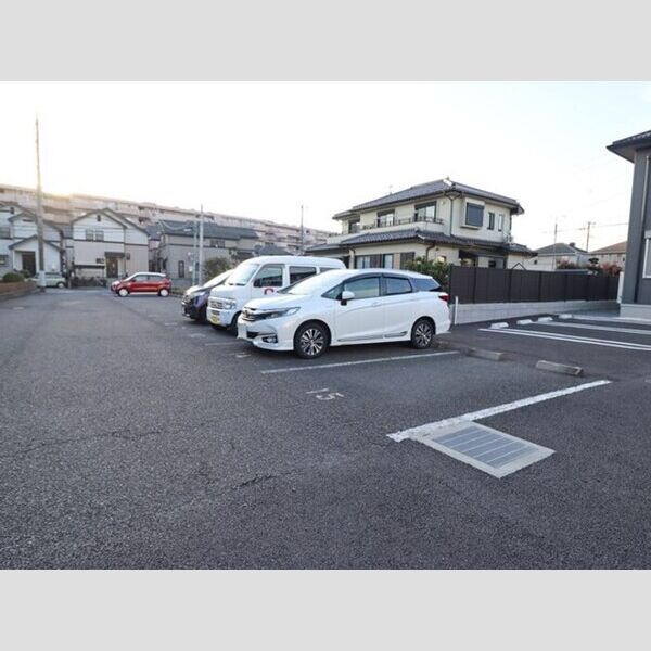 マウンテンスクエア 駐車場