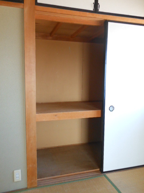 ハマースミス601号室 収納