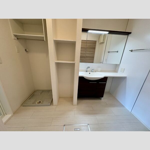 ブリランテ　B 洗面所