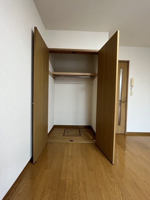 グランシャリオ（野方） 収納