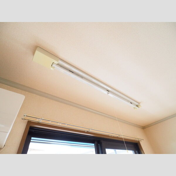 サンパティオ　A205号室 室内物干し