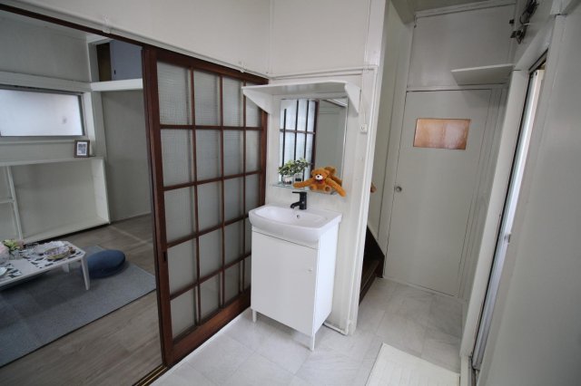 富士見市羽沢一丁目戸建 独立洗面台あり