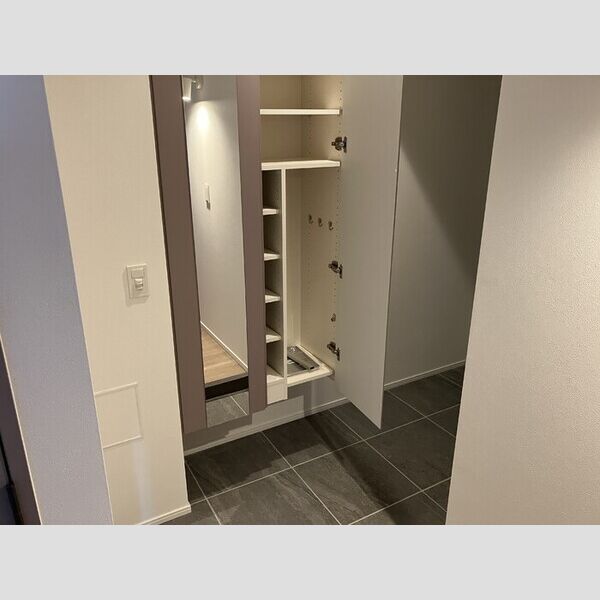 THE RejuvePort KISARAZU0504号室 玄関