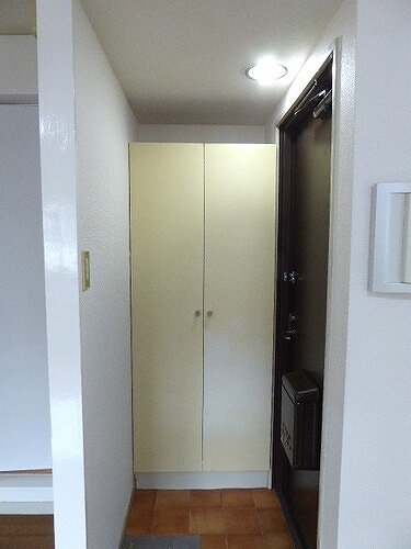 ライオンズマンション青葉台第２ 玄関　※2021年3月撮影