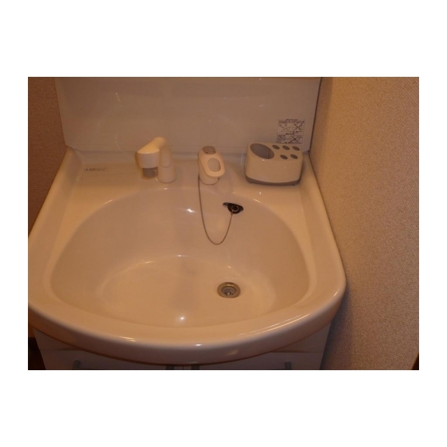 アンプルール フェール マーム 内観