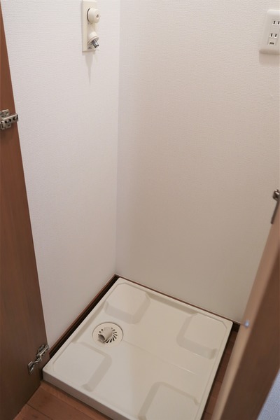 リリエンベルグ目白壱番館6階 同建物別部屋の参考画像