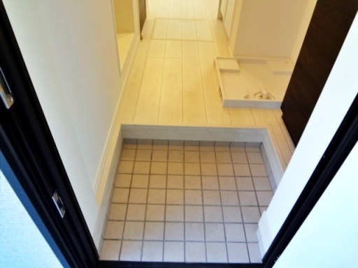 サイドガレージ矢部 新築時の写真です