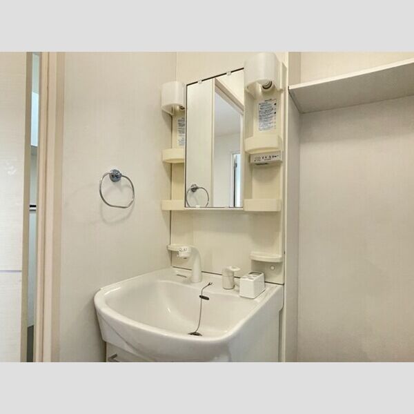 ルーエ　B 洗面所　洗髪洗面化粧台