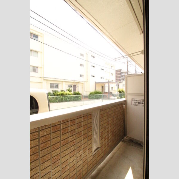ルポゼ東中山 バルコニー
