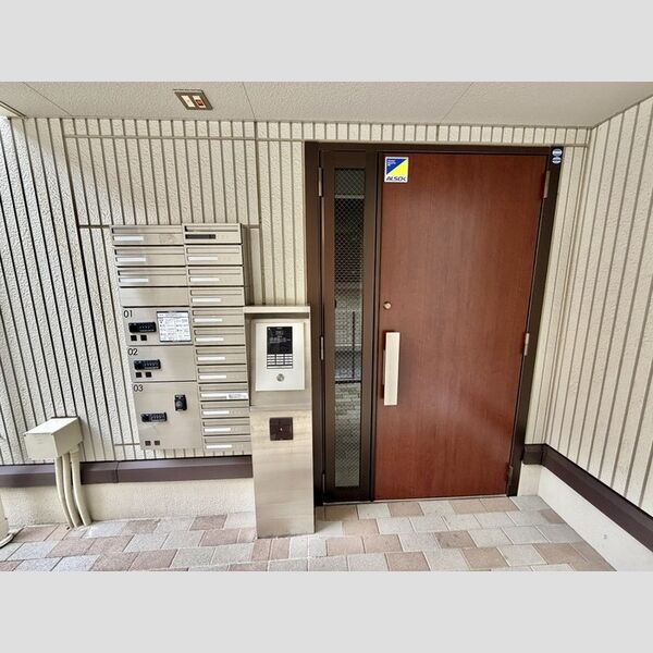 陽光海神306号室 エントランス