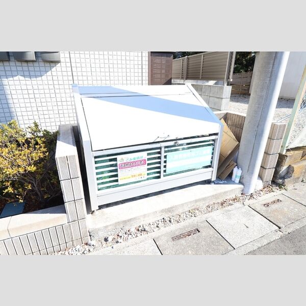 エクレール 駐車場