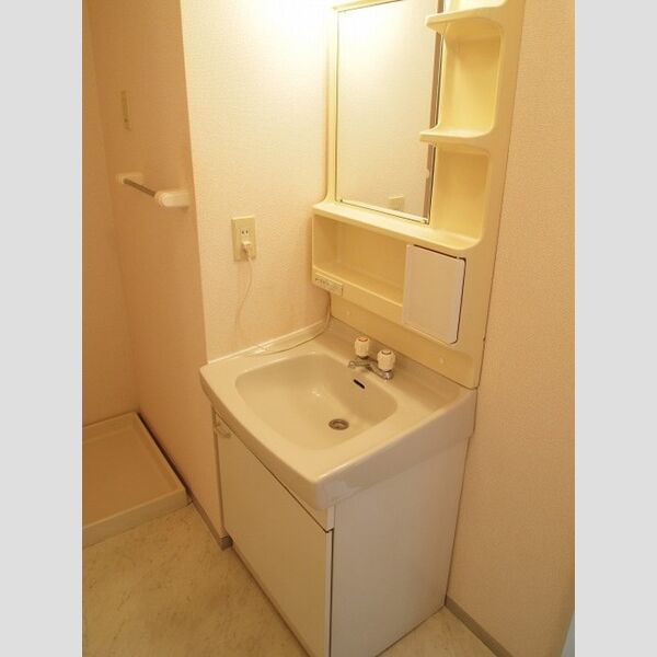 リヴェールエフティ 洗面化粧台