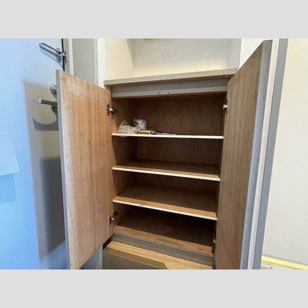 コンフォール小泉407号室 シューズボックス(カウンター)