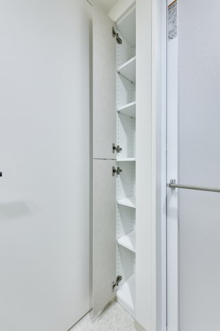 プラウドフラット日本橋馬喰町1405号室 収納