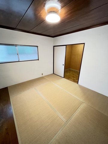 相模原市緑区又野戸建て 2階和室