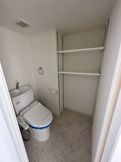 ＫＥＮＺＯ　ＨＡＵＳ　ＥＫＯＤＡ0605号室 トイレ