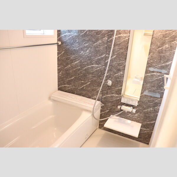 ソフィアハイツ305号室 追い焚き給湯付き浴室